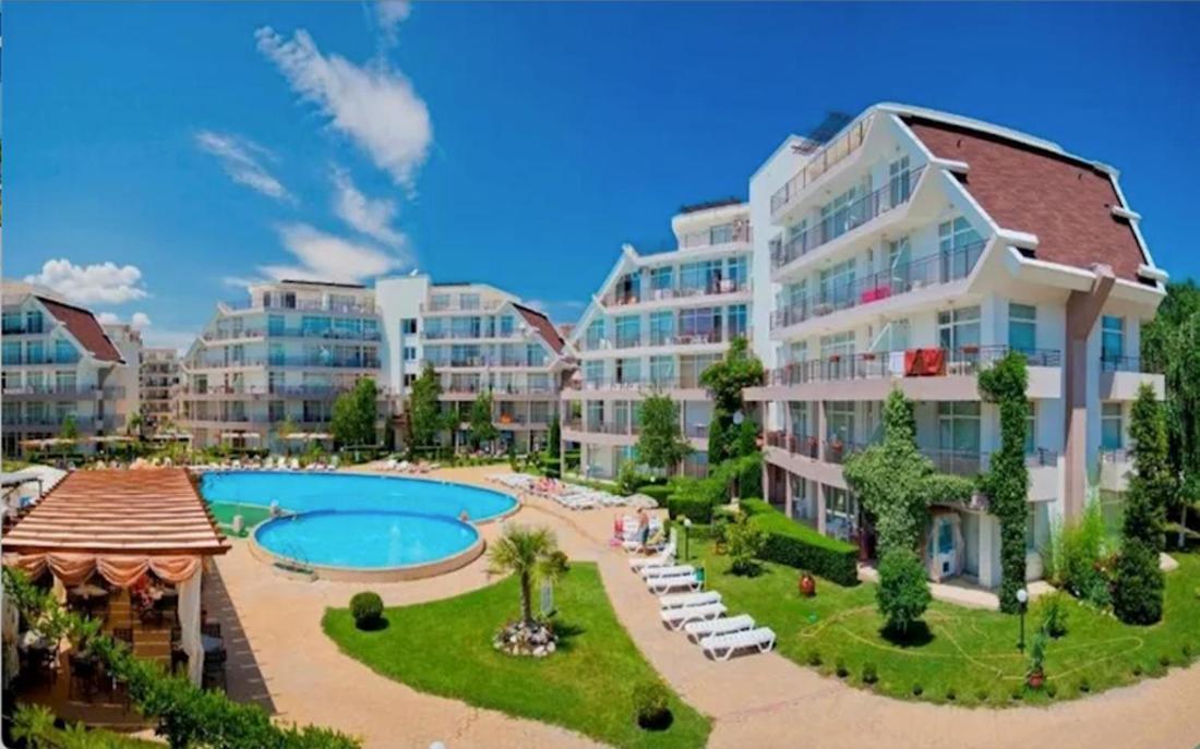 Sun Village B 320 Apartment Pantai Sunny Luaran gambar