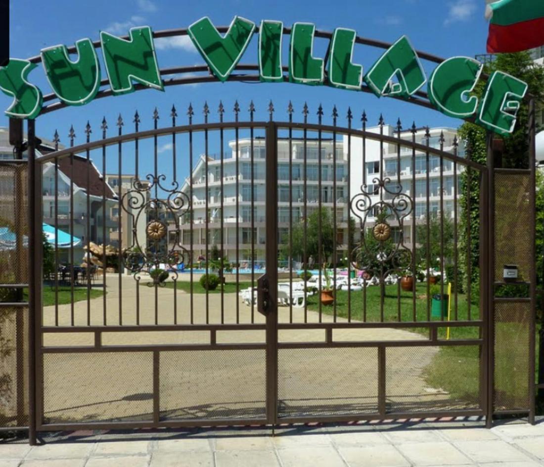 Sun Village B 320 Apartment Pantai Sunny Luaran gambar
